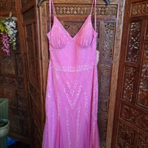 Formal dress for pageant or prom - Picture 5 of 6